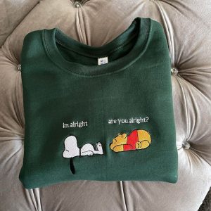 Snoopy X Winnie Embroidered Sweatshirt